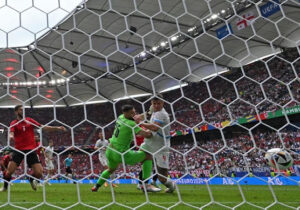 Georgia get their 1st point but miss a win in 1-1 draw with Czech Republic at Euro 2024
