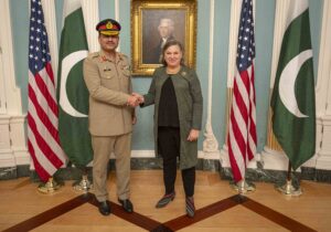 Pakistan army chief heads to Tehran as US-Iran talks stall over Hormuz